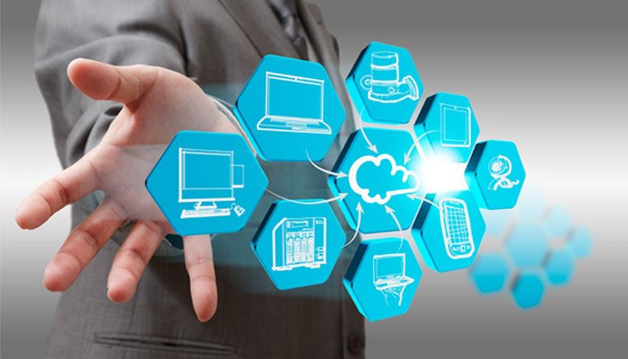 How does a proper IT management in SMEs bring business growth?