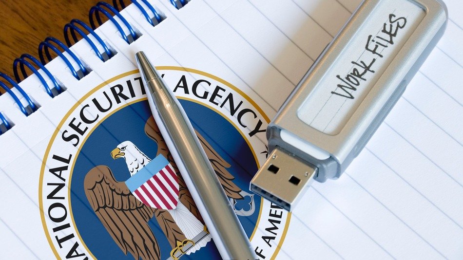 How Snowden Got the NSA Documents?
