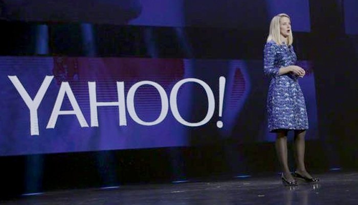 Yahoo! Sell off on cards- What we can learn from it